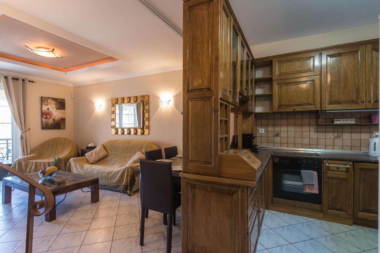 Apartment St.denis Townhouse