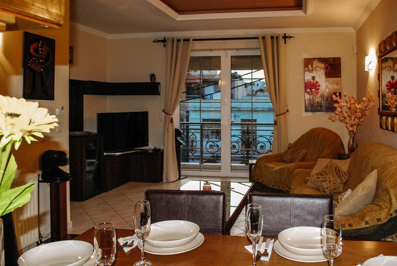 St.denis Townhouse Apartment *